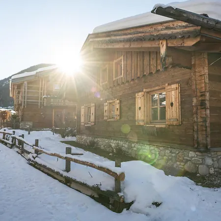 Hotel Almlust - Hotel, Apartments, 3*