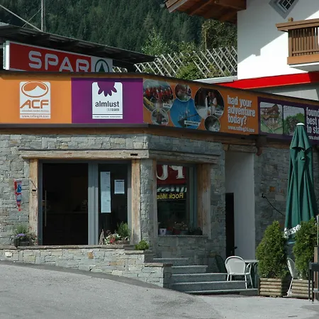 Almlust - Hotel, Apartments,