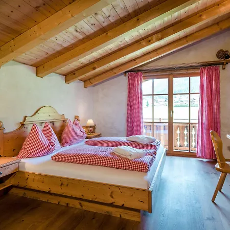 Almlust - Hotel, Apartments, 플라차우