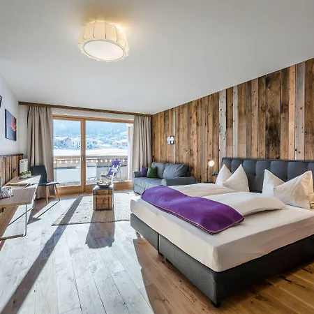 Almlust - Hotel, Apartments, 호텔 플라차우