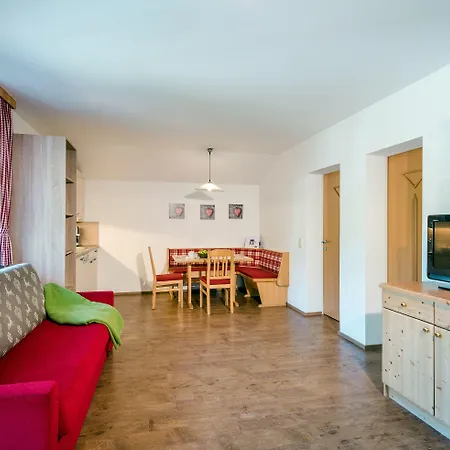 호텔 Almlust - Hotel, Apartments, 3*