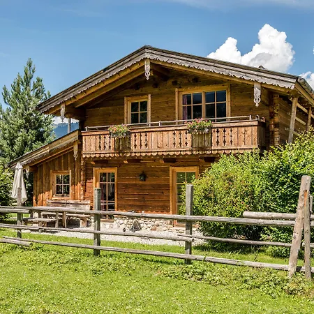 Almlust - Hotel, Apartments, Flachau