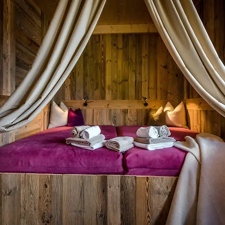 Almlust - Hotel, Apartments, Chalets Hotel
