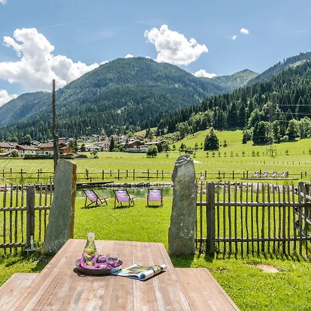 Almlust - Hotel, Apartments, Flachau