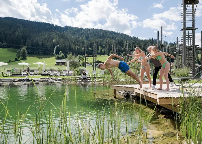 فندق Almlust - Hotel, Apartments,