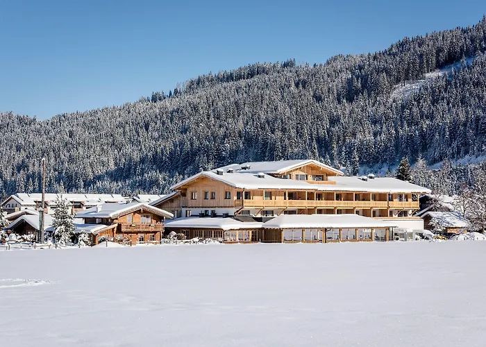 Hotel Almlust - Hotel, Apartments, Chalets Flachau